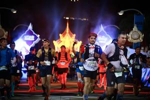 BIB: 9438, 9419
                            <button type="button" onclick="openModal(22676172)" class="btn btn-primary btn-sm float-right btn-popup" data-toggle="modal" data-target=".modal-high-quality">
                        <i class="fas fa-shopping-cart"></i> Add to Cart
                    </button>
                                            <button type="button" onclick="isThisMe(22676172, true)" class="btn btn-success btn-sm float-right btn-popup btn-isme hidden" data-toggle="tooltip" data-placement="bottom" title="นี่คือรูปของคุณใช่ไหม คลิกที่นี่เพื่อเอาเข้าอัลบั้ม">
                        <i class="fas fa-plus"></i> Add to album
                    </button>
                    <button type="button" onclick="isThisMe(22676172, false)" class="btn btn-warning btn-sm float-right btn-popup btn-isnotme hidden">
                        <i class="fas fa-ban"></i> Remove from album
                    </button>